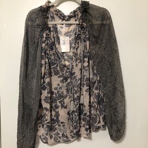 Fee people blouse size medium NWT